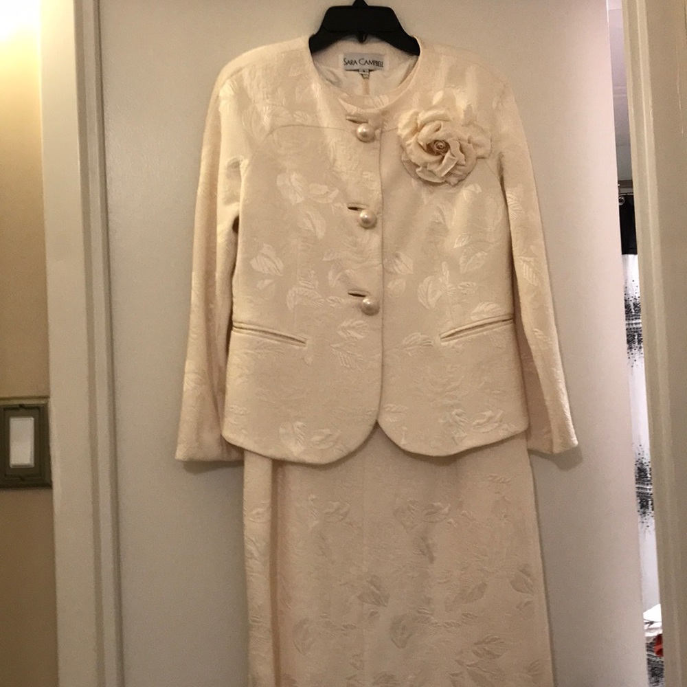 Two piece Sara Campbell dressy outfit